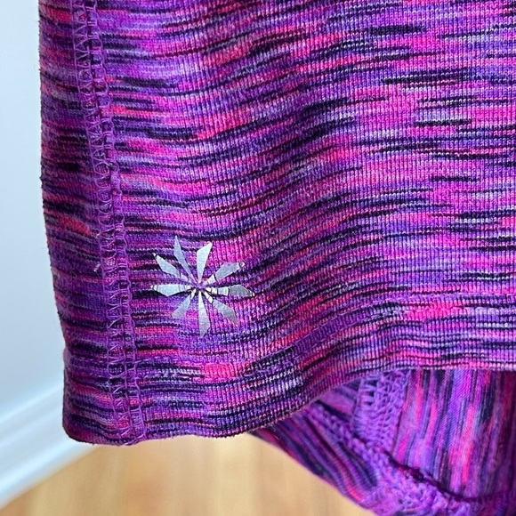 Athleta XS quarter zip pullover top athletic wear with thumb holes - Picture 10 of 15